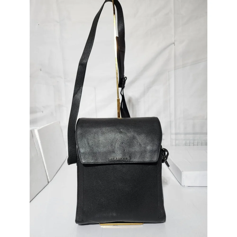 Burberry Leather Small Shaldon Messenger/Crossbody Bag Black